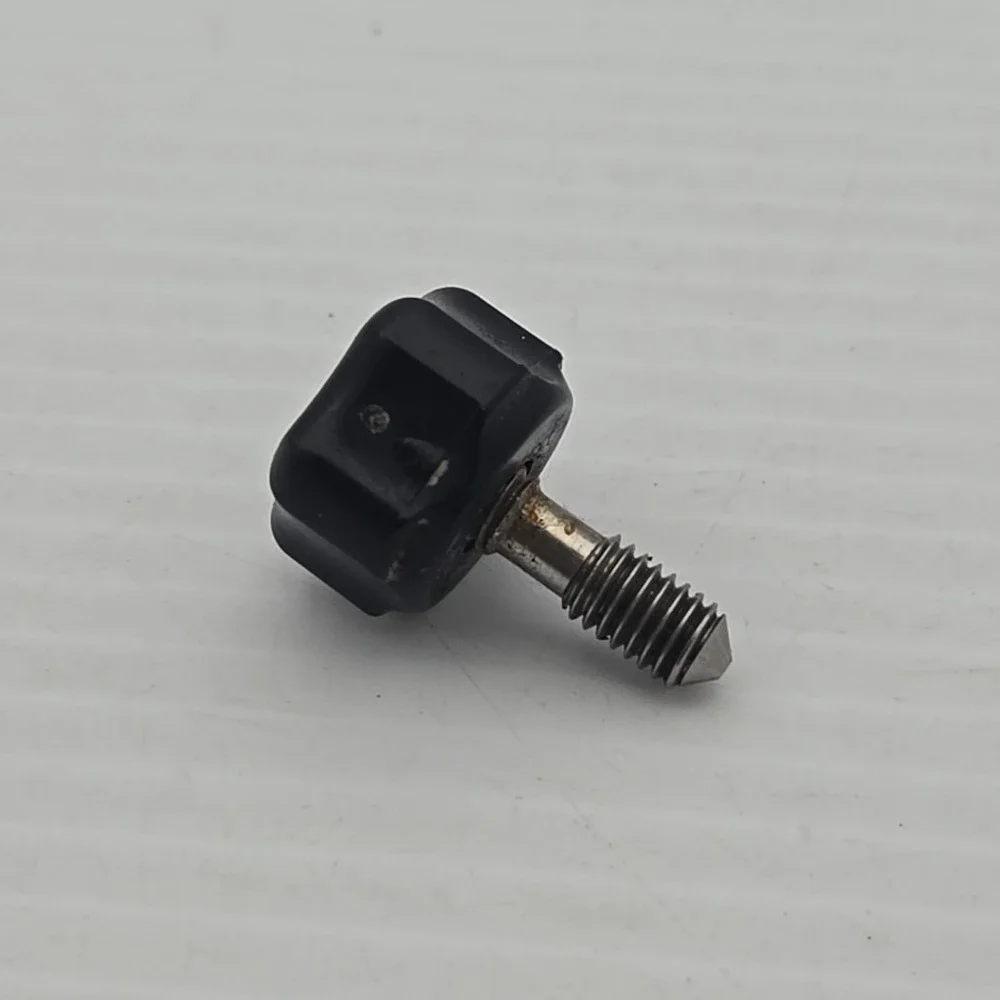 Globe Sp5 Mixer Attachment Screw